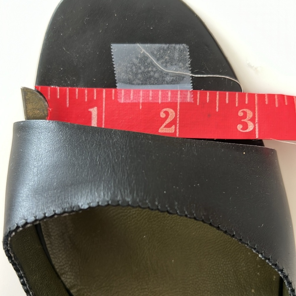 VTG 90s GUCCI slingback sandals sz 8 black leather scalloped edge 4.25in heel - Picture 15 of 16